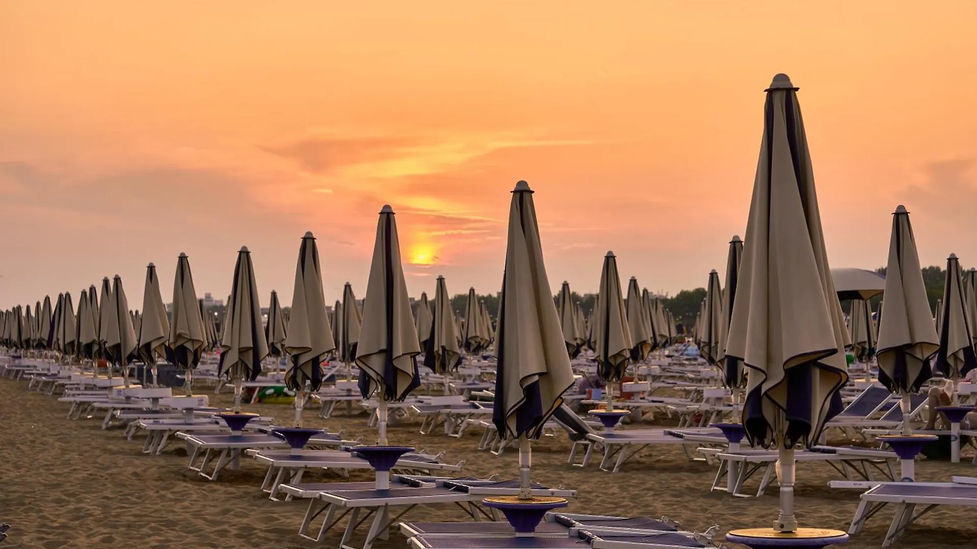 Quiet Residence With Pool - Beahost Bibione 0*,  Italy